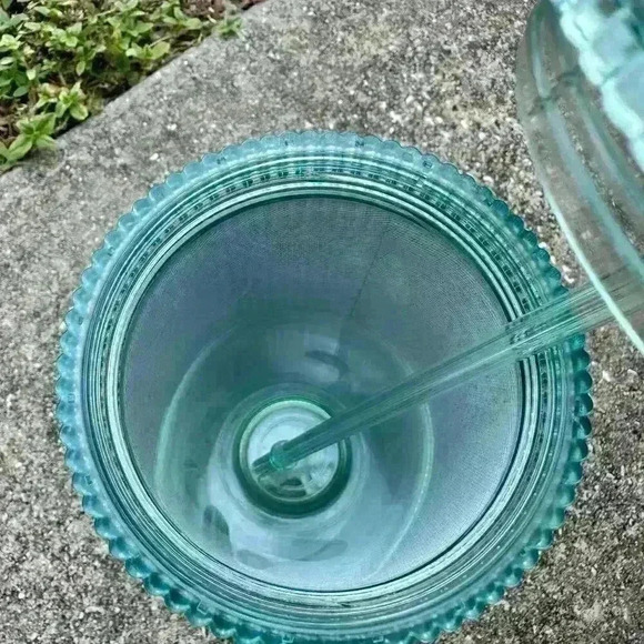 Starbucks Spring 2022 Iridescent Mermaid Scales Tumbler (Cold Cup) - Venti 24 oz - Picture 2 of 5